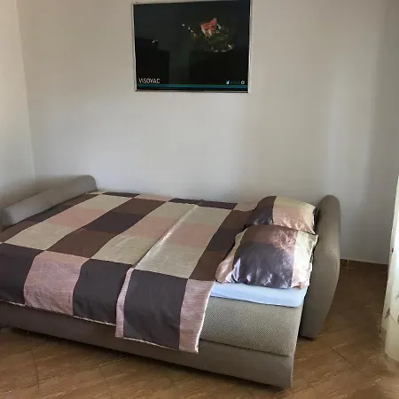 Nena * Lozovac