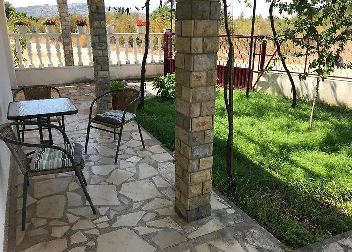 Nena Apartament Lozovac